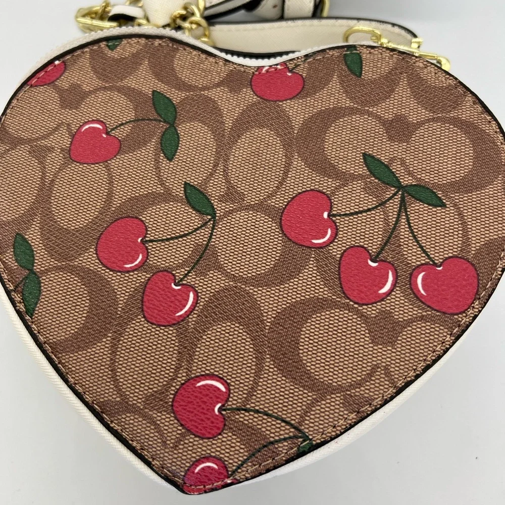 Coach Heart-Shaped Cherry crossbody bag - Picture 5 of 8